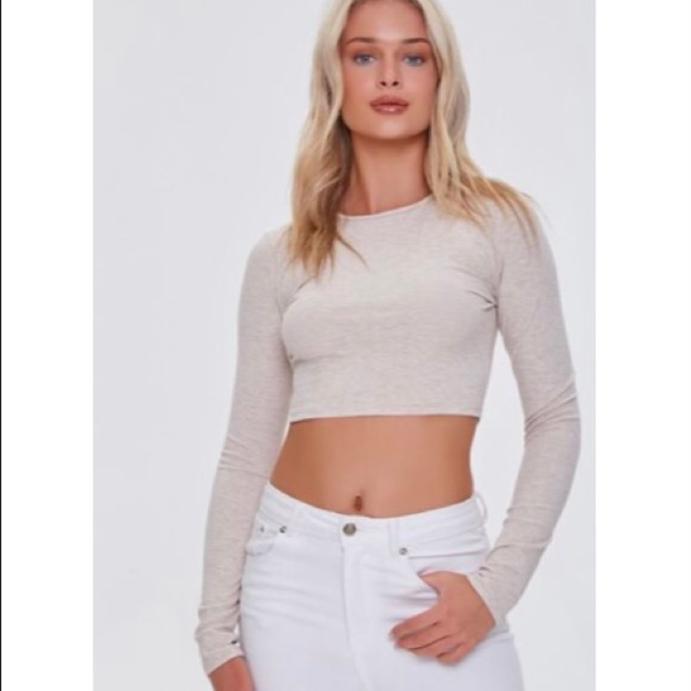 Ribbed Long Sleeved Crop Top